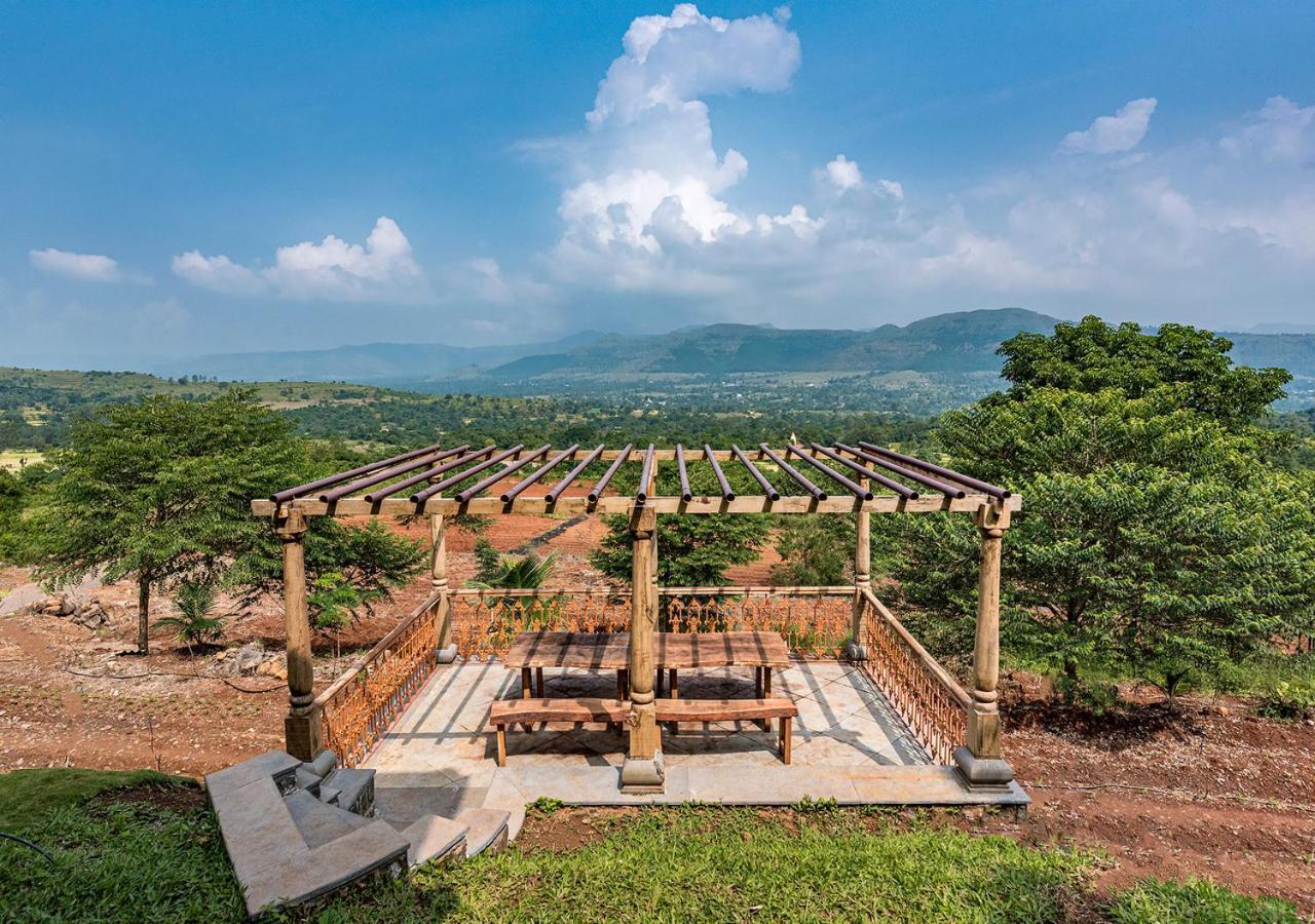 Saffronstays Niramay, Torna-Rajgad - Rustic Pool Villa With A Gazebo And Great Forest Views Marg Asni エクステリア 写真